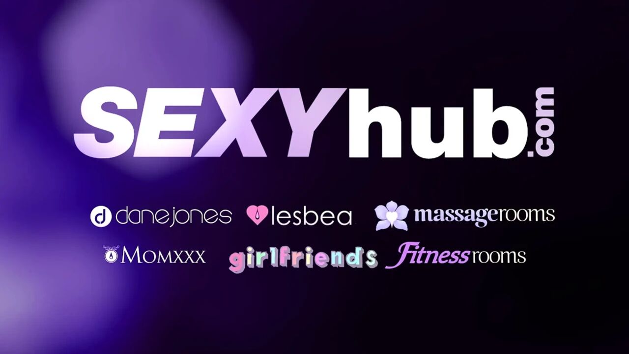 Massage Rooms Czech and Desi lesbian sex romantic scissoring fingering and vibrator orgasms