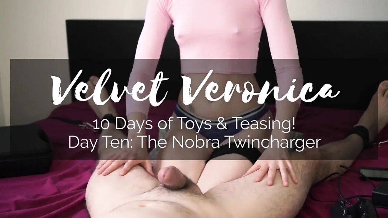 Post orgasm torment with crazy vibrator! | Veronica