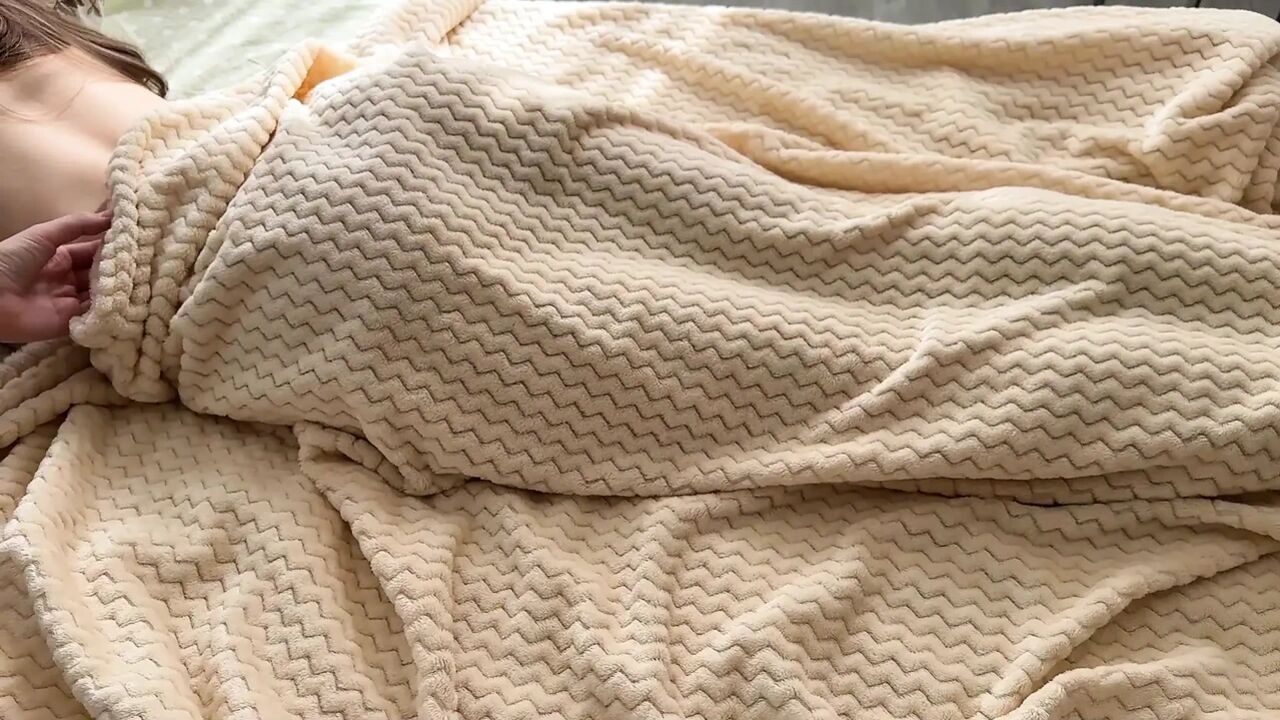Horny Stepsis Begs Stepbrother to Fuck Her. POV Intense Pound and Big Cumshot