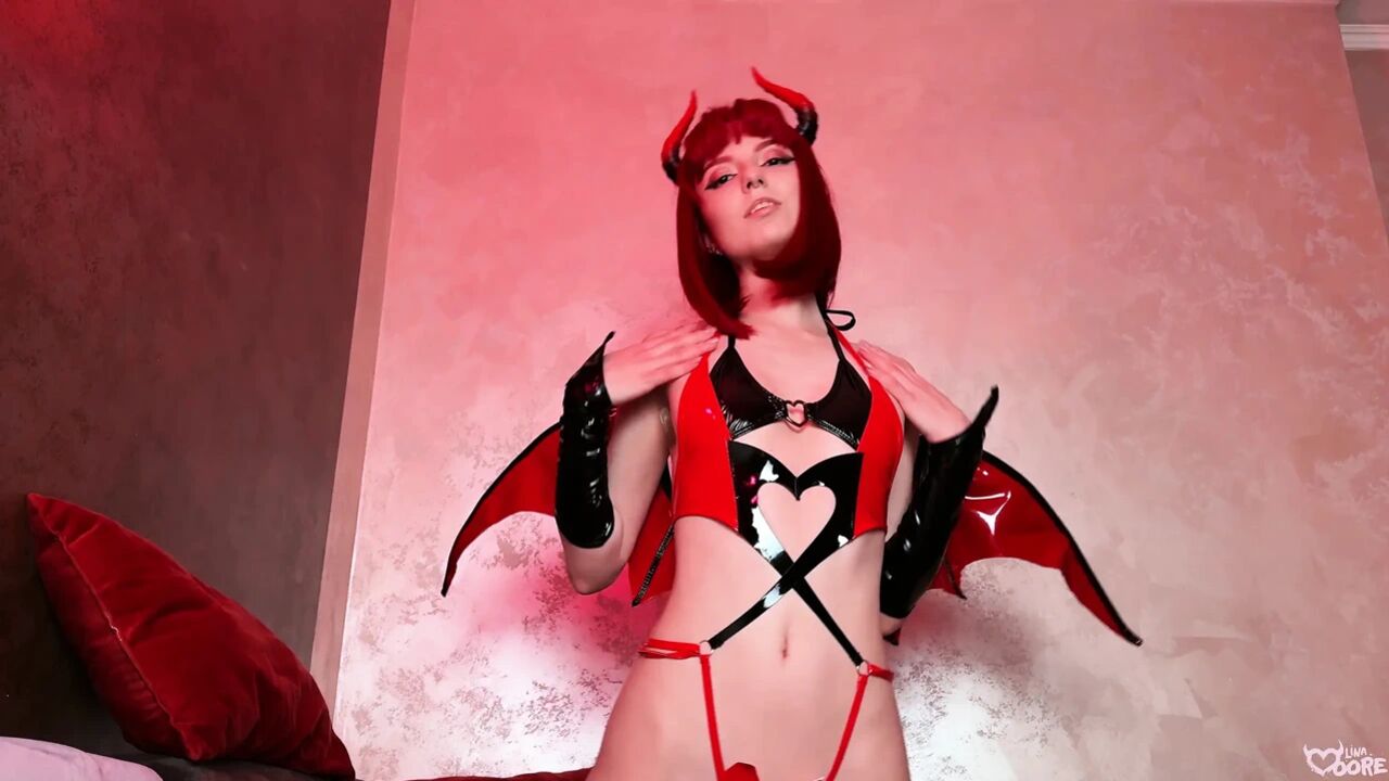 Sexy succubus made him cum 2 times