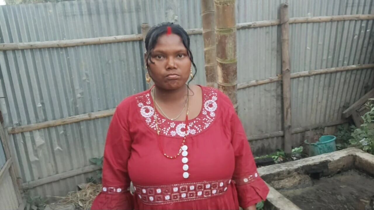 Desi wife ko outdoor chudai ki