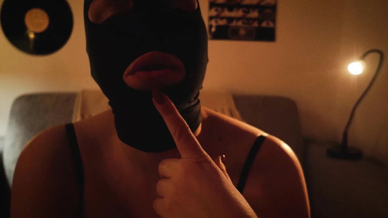 We pump this submissive slut's pussy to the extreme. Fucking a pumped-up pussy.