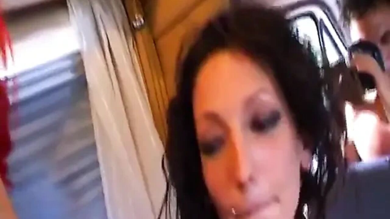 Horny redhead gets pussy licked and fondled