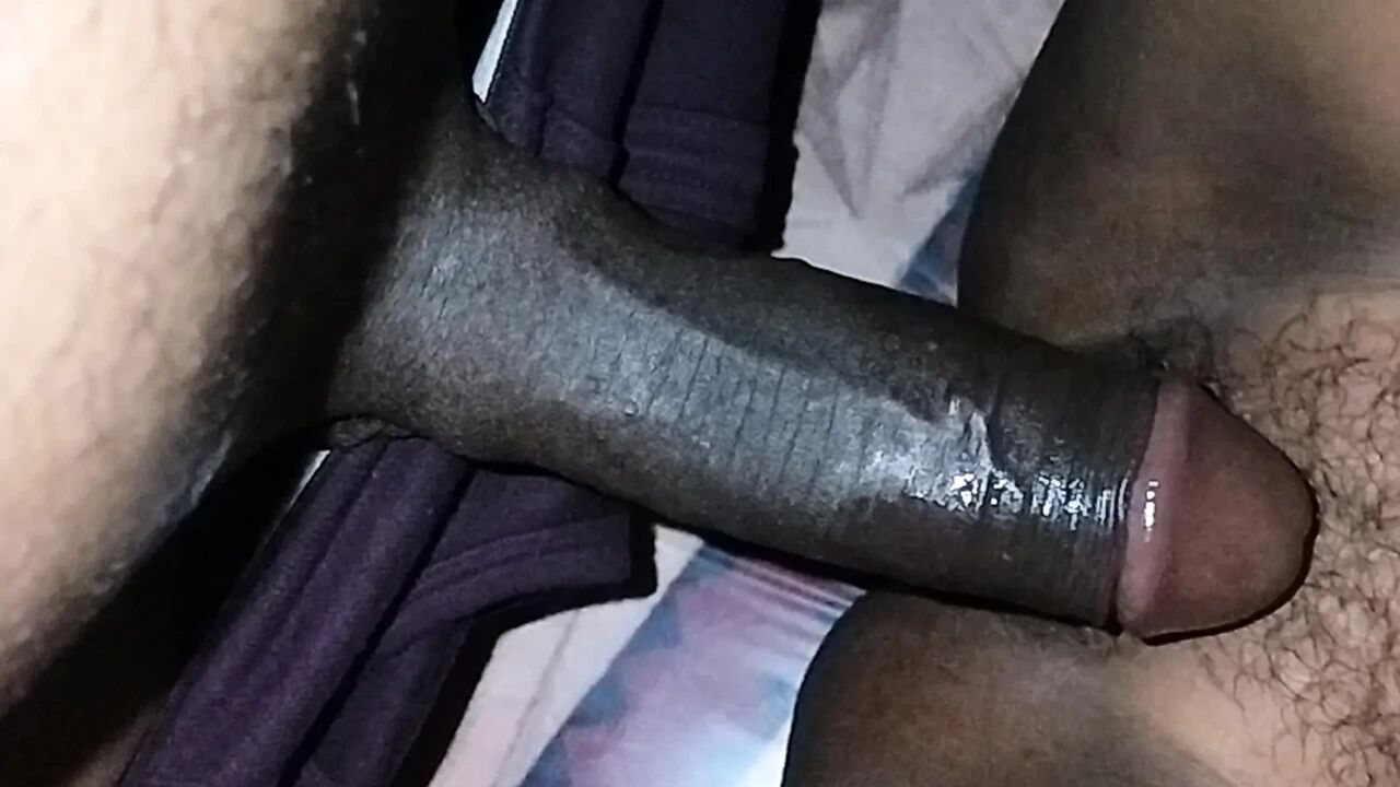 I am fucking a thin sister-in-law in a new room for the first time with a 15-inch cock.