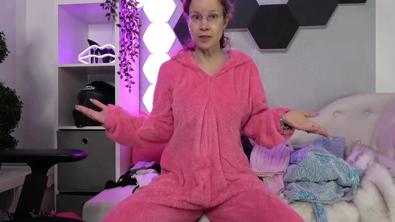 Fashion Show - My Cozy Clothes
