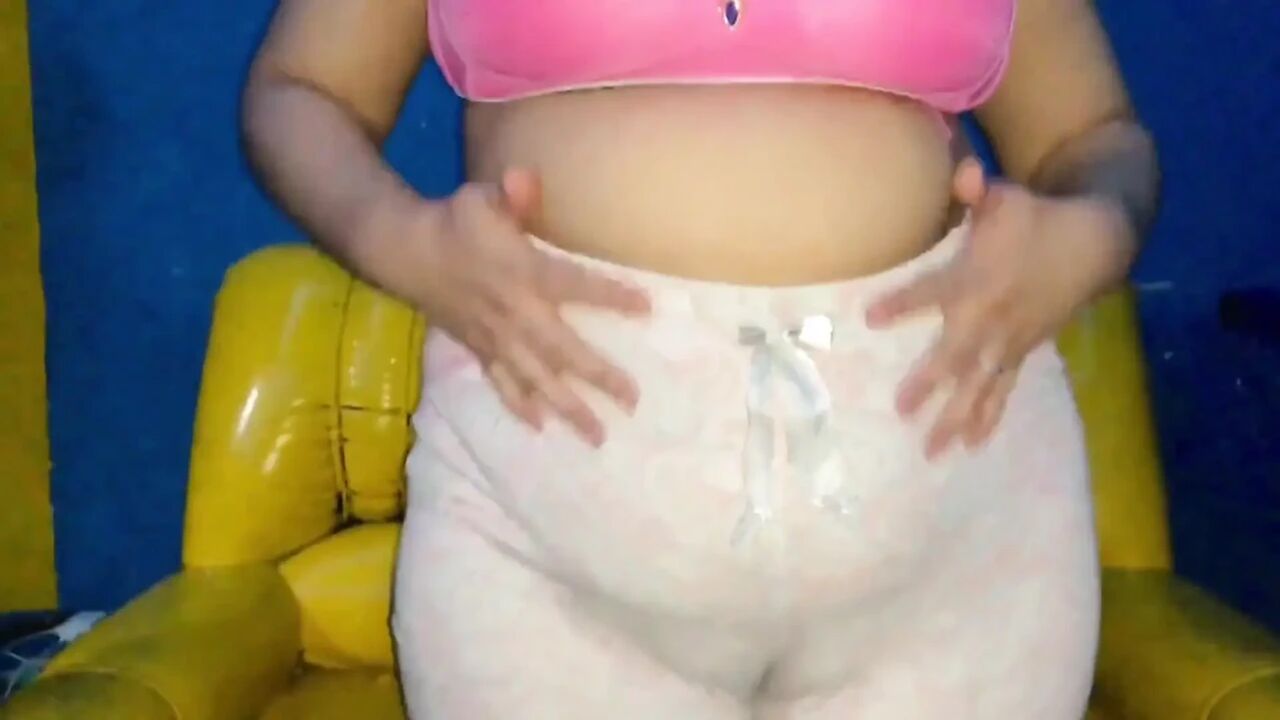 Crampie Arab Wife in Saudia Arabia