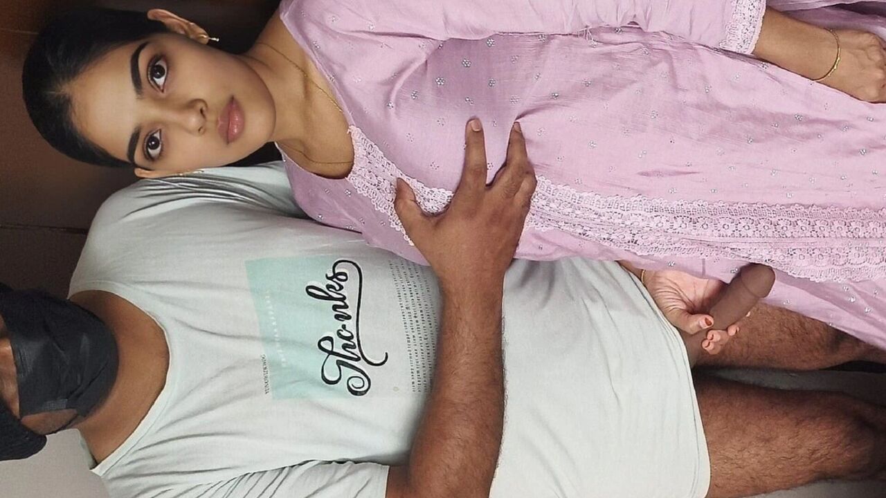 Indian Guy Fucks Pakistani Girl Anal Mms