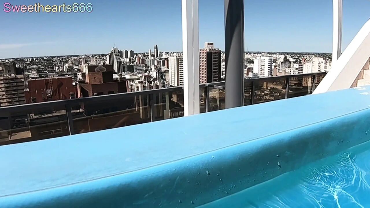 Kira Sweet sucks a dick of atranger
