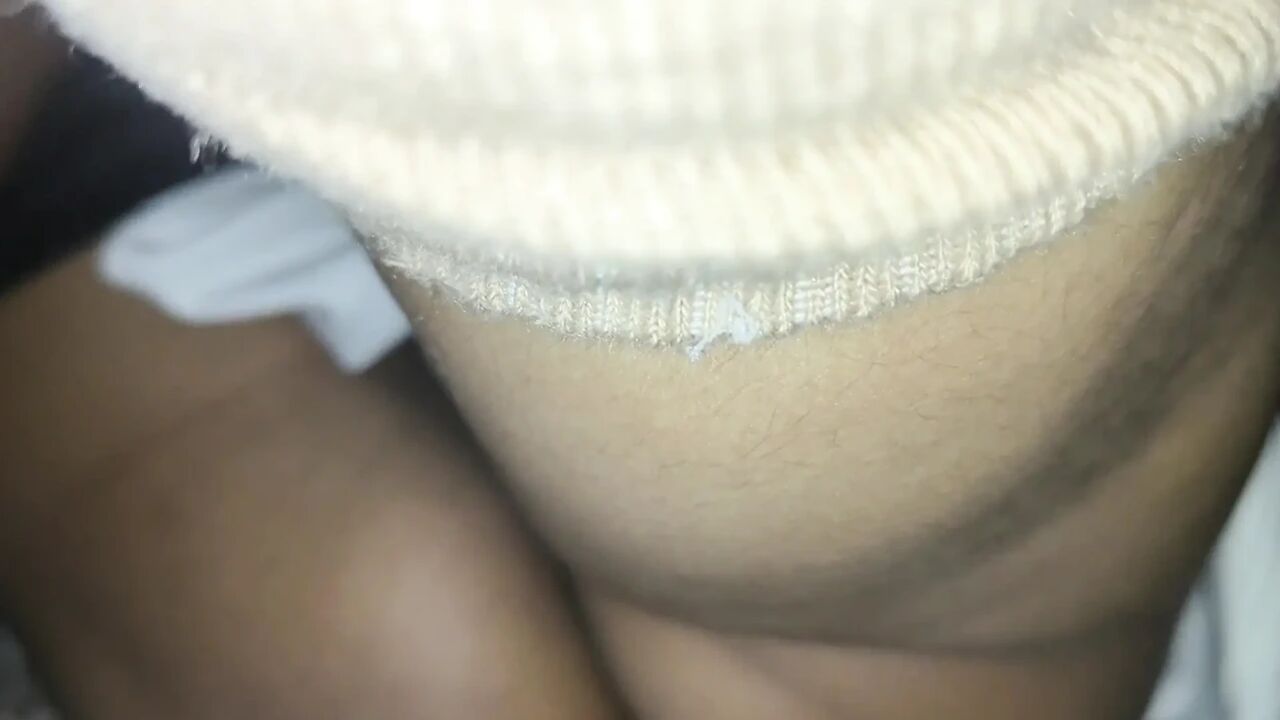 Sania Sheikh Doing Masterbation Nude Gorgious Liking Pussy at Home
