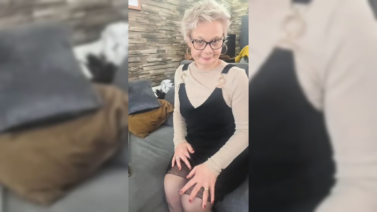 I Suck a Nice Cock and Get My MILF Slut Pussy Fucked.