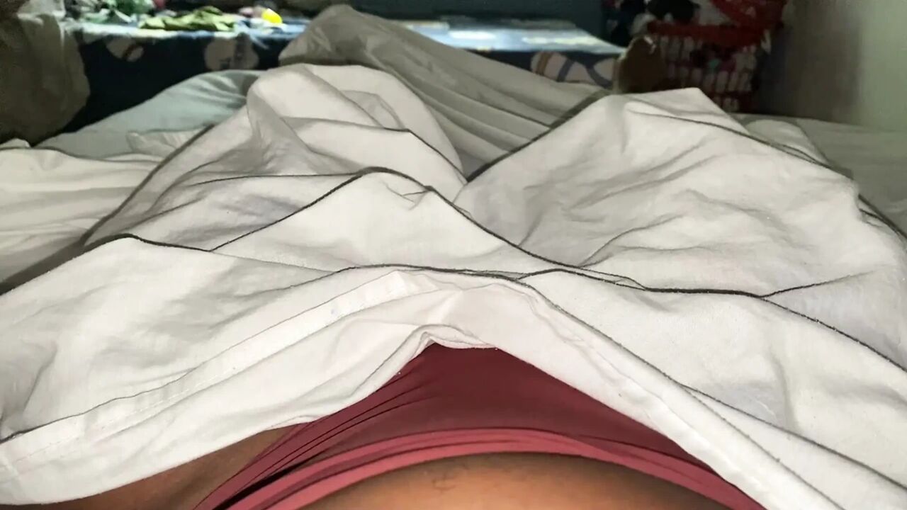 I RECORD MY NEIGHBOR SEEING EACH OTHER AFTER BREAKFAST