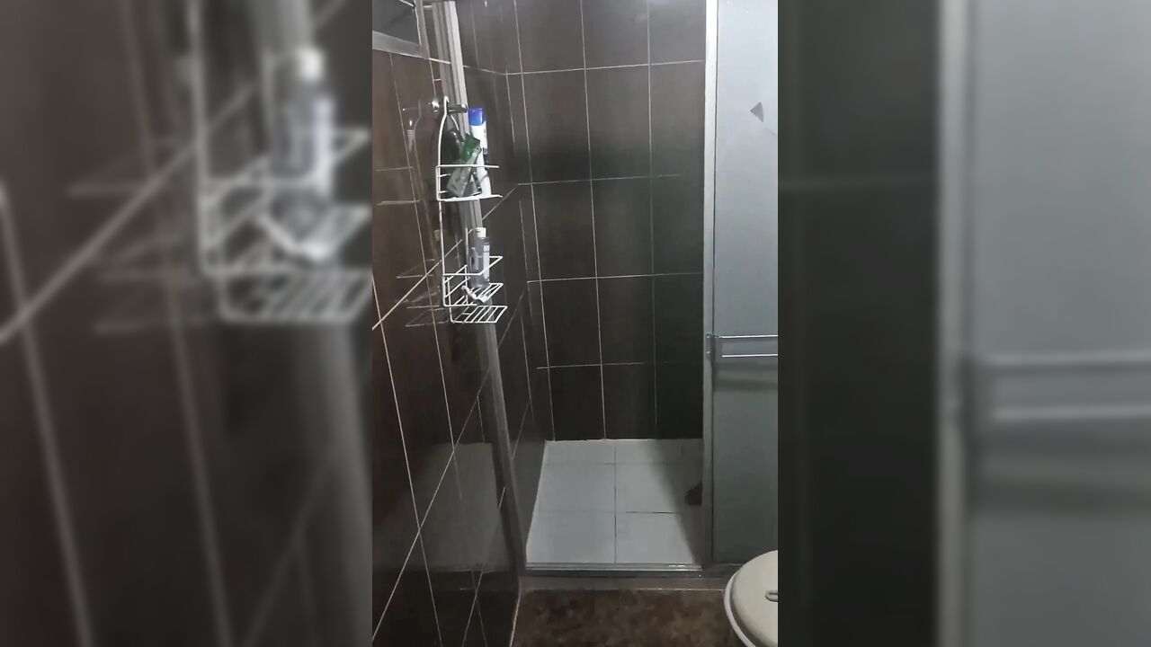 Viral Video of a Venezuelan Couple in the Bathroom