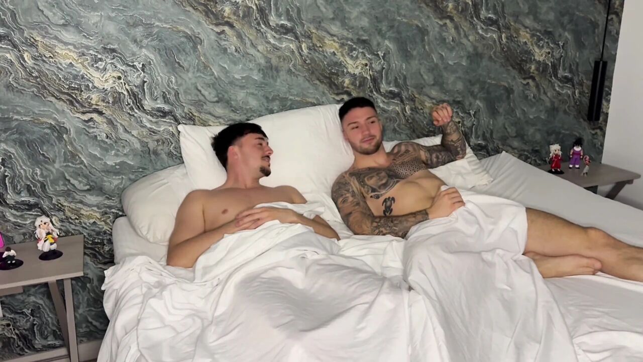 White Twin Fucked by Two Big Cocks at the Same Time!