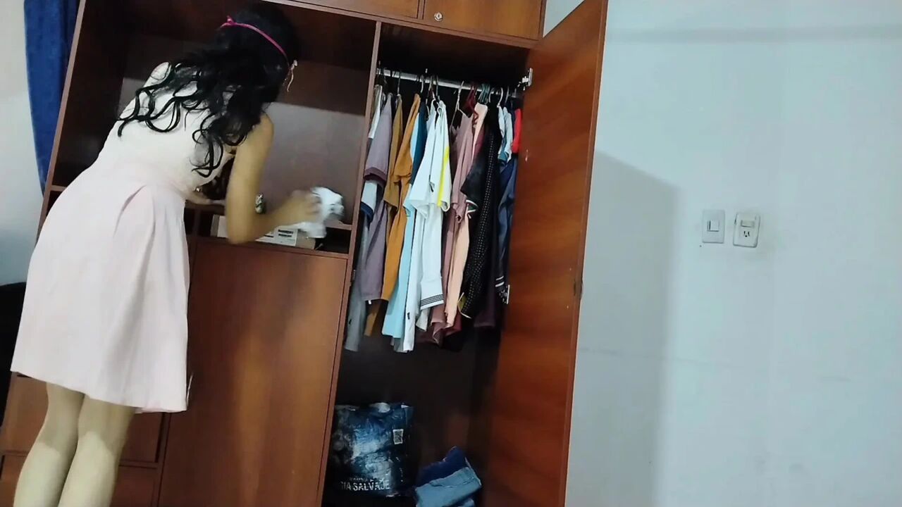 Clean Indian girl and fucks with her Colombian boss while working