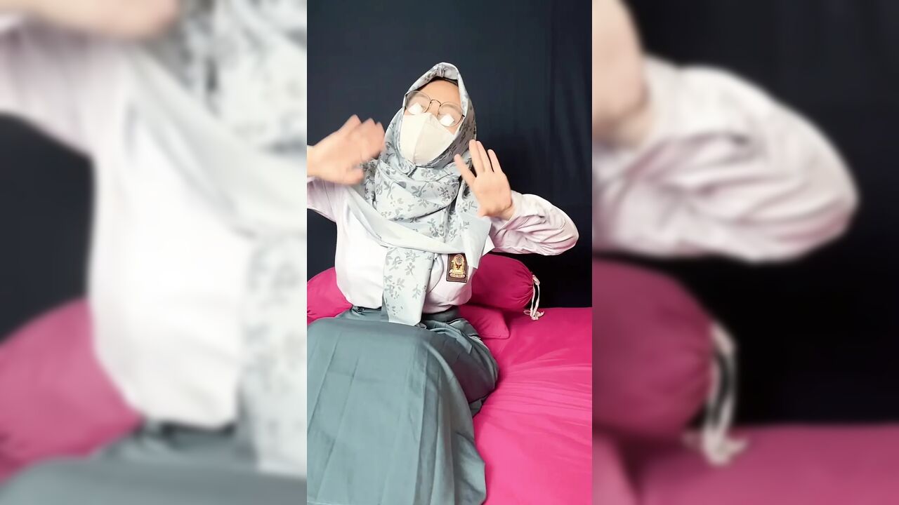 High School Student Comes Home From School Sange Heavy Masturbation To Extreme Squirt