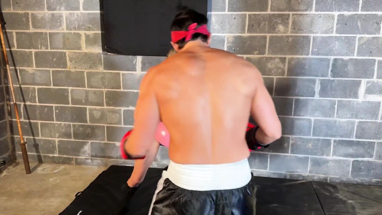 Lora Vs Sam Boxing Part 2