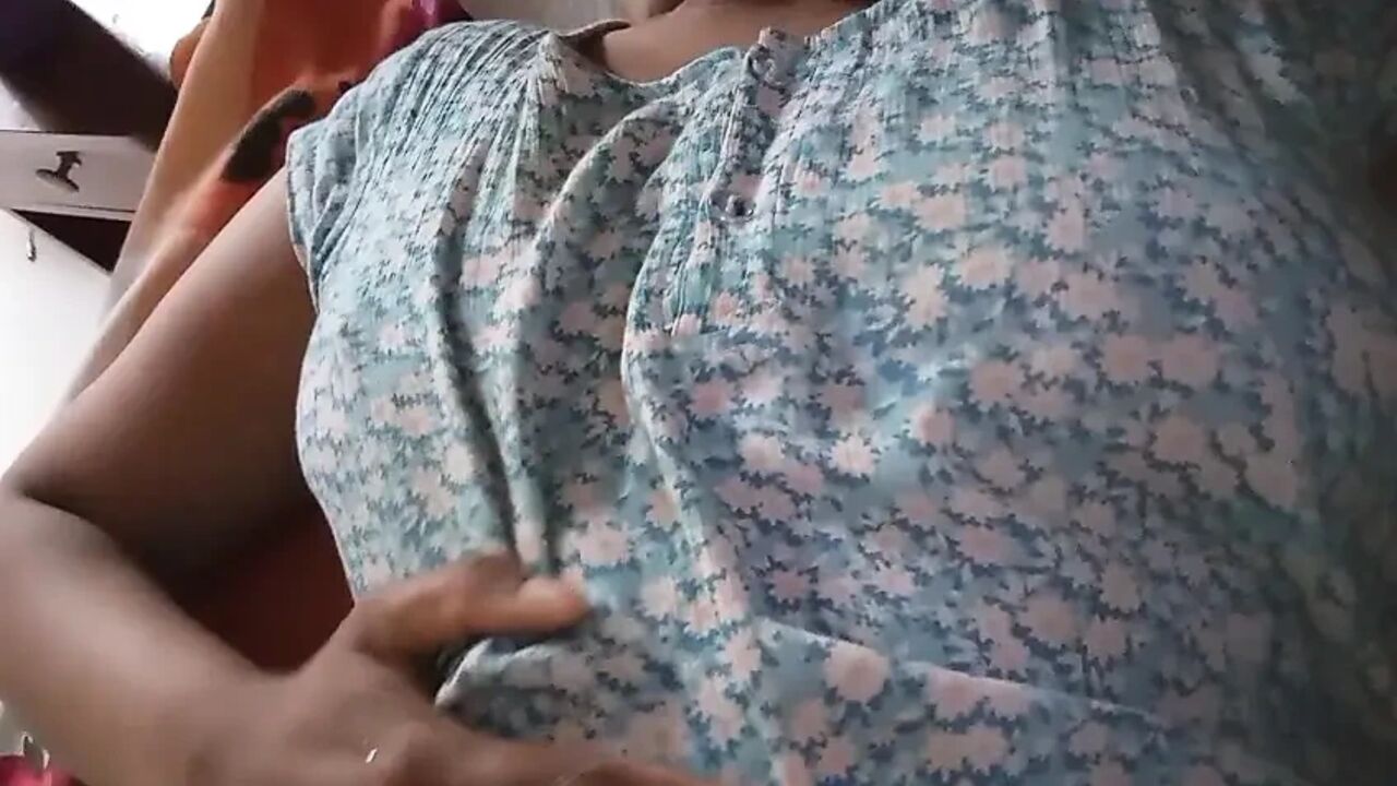 Sri Lankan Ann in Lustlove with musterbation in Bath room and bed wet pussy and juicy boobs
