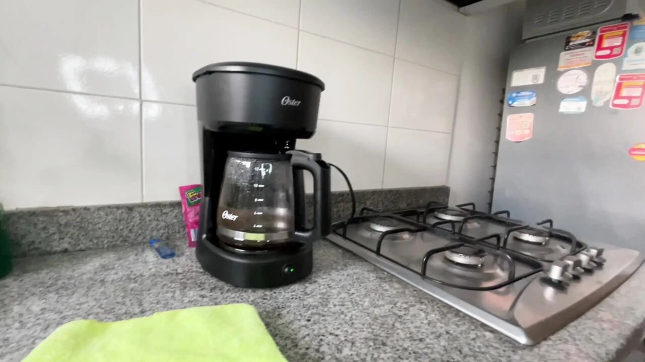 I discover that my sister-in-law does porn and we end up fucking very well in exchange for my silence