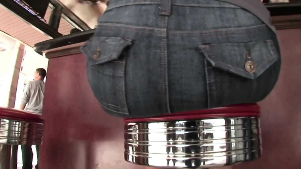 Gorgeous joyful cherry of Teen waits wide open for majestic pole screw it