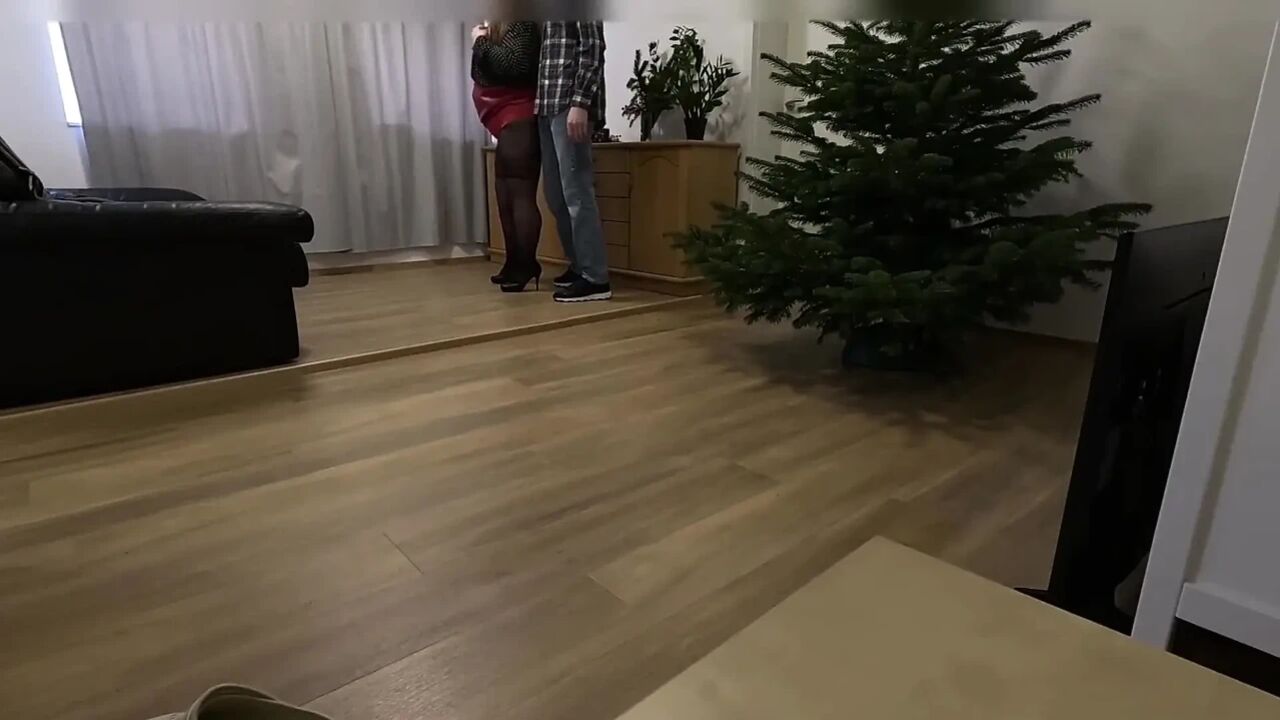 A Wife Recorded Her Husband Cheating on Her with a Neighbor
