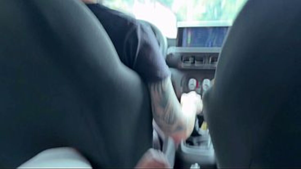 Male passenger touches female Uber driver! He pulls his penis out of his pants and masturbates until he ejaculates all over her!