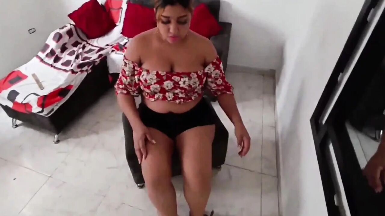 My Older Mexican Stepsister Happy to See My Small Cock Again