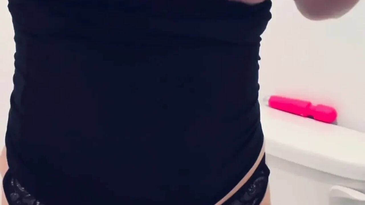 Huge tits Latina gets fucked by older man at party