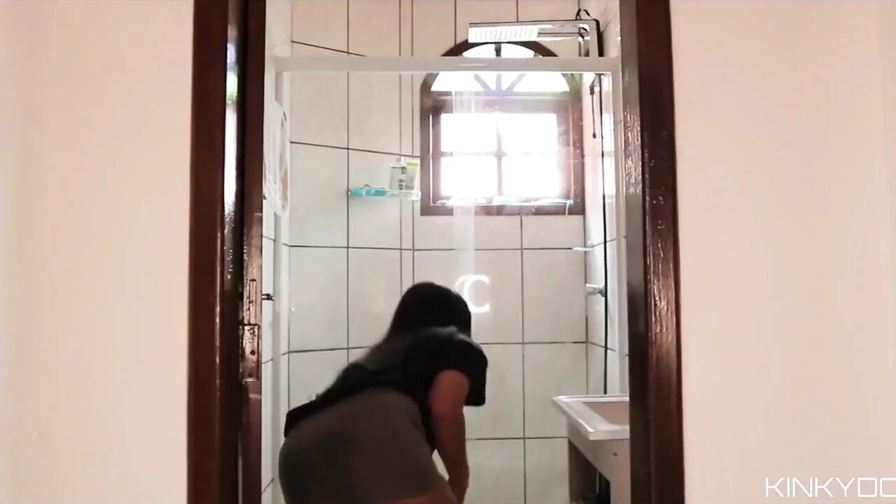 The Maid Wants to Suck Her Boss's Cock so Bad! Fablazed