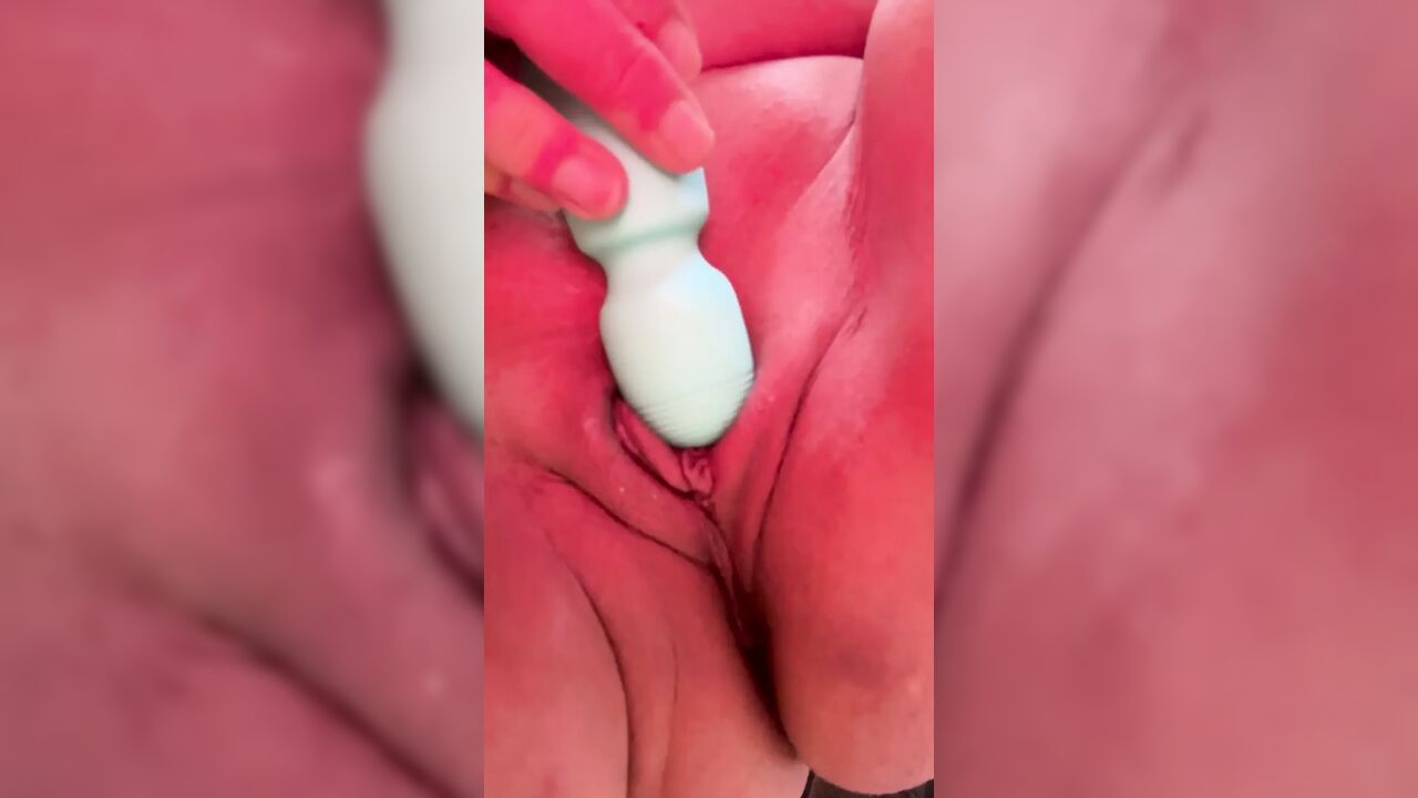 Watch how fast I make myself cum