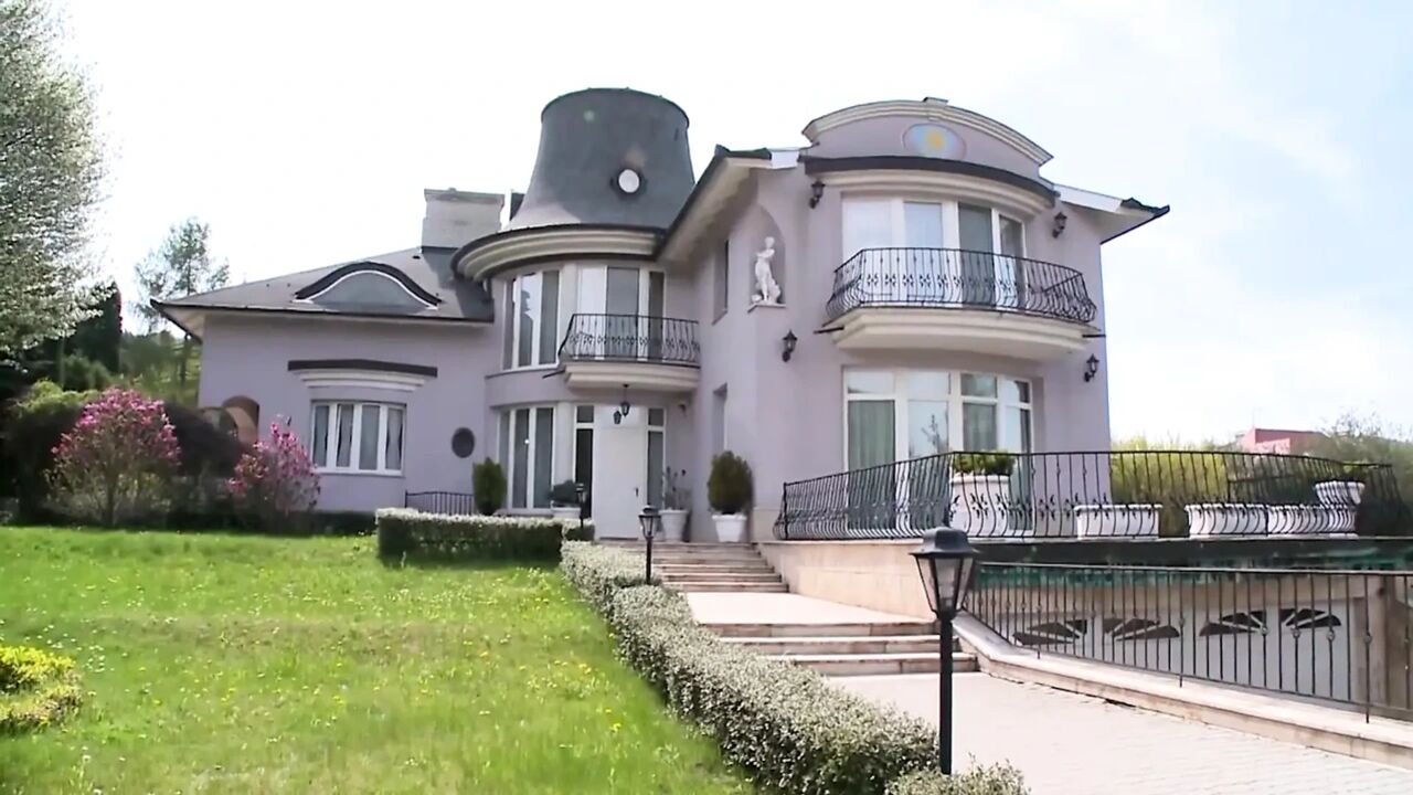 Hot maid gets her asshole laid hard by huge cock