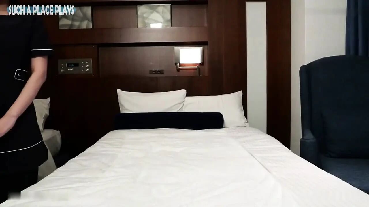 Fcupglow Busty Esthetician Ignites Him with Intense Massage, Ending in Deep Warm Release