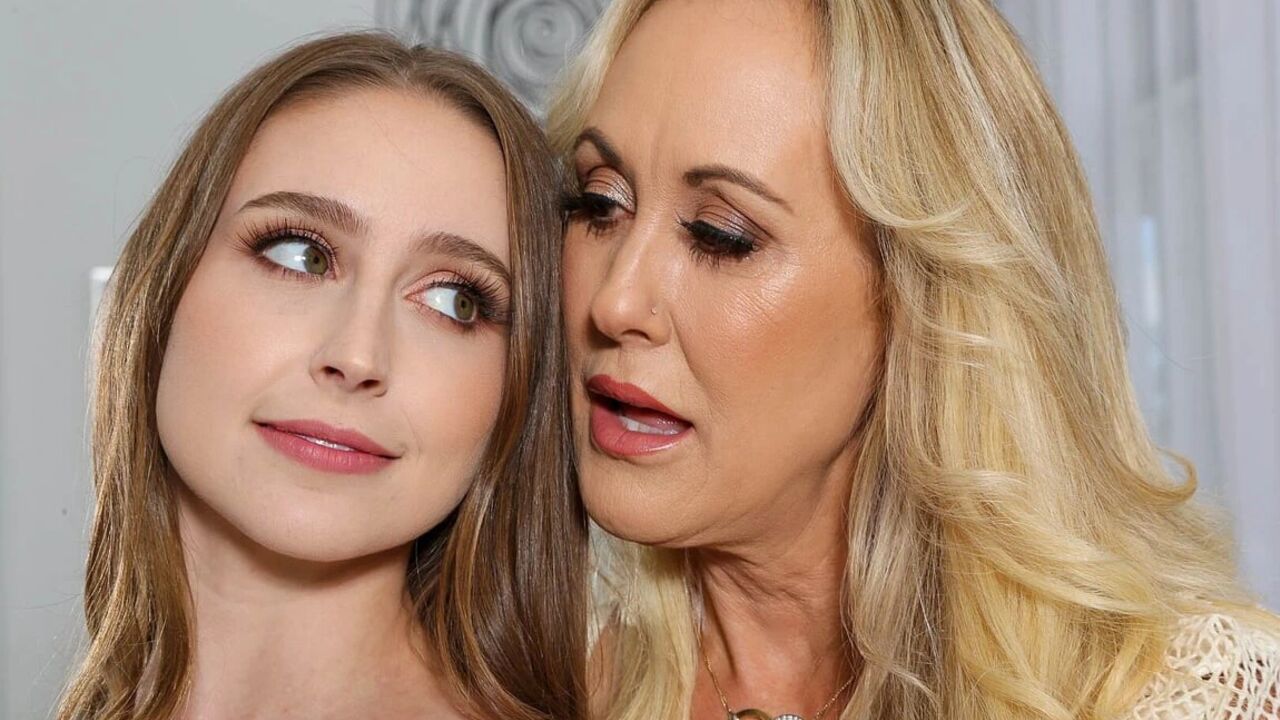 No Longer -18yo Stepdaughter Finally Gets to Ride Her Stepdad's Cock While Stepmom Watches