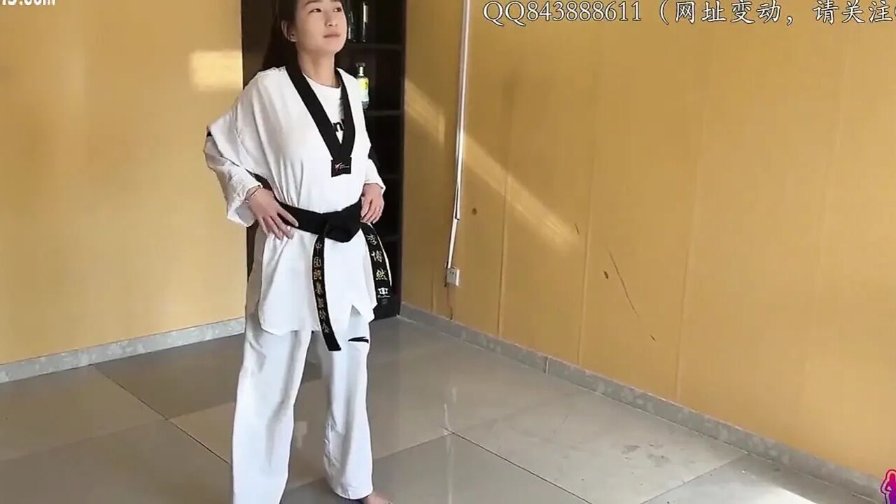 176cm, 78kg Karate Girlfriend Powerful Kick, Round 1