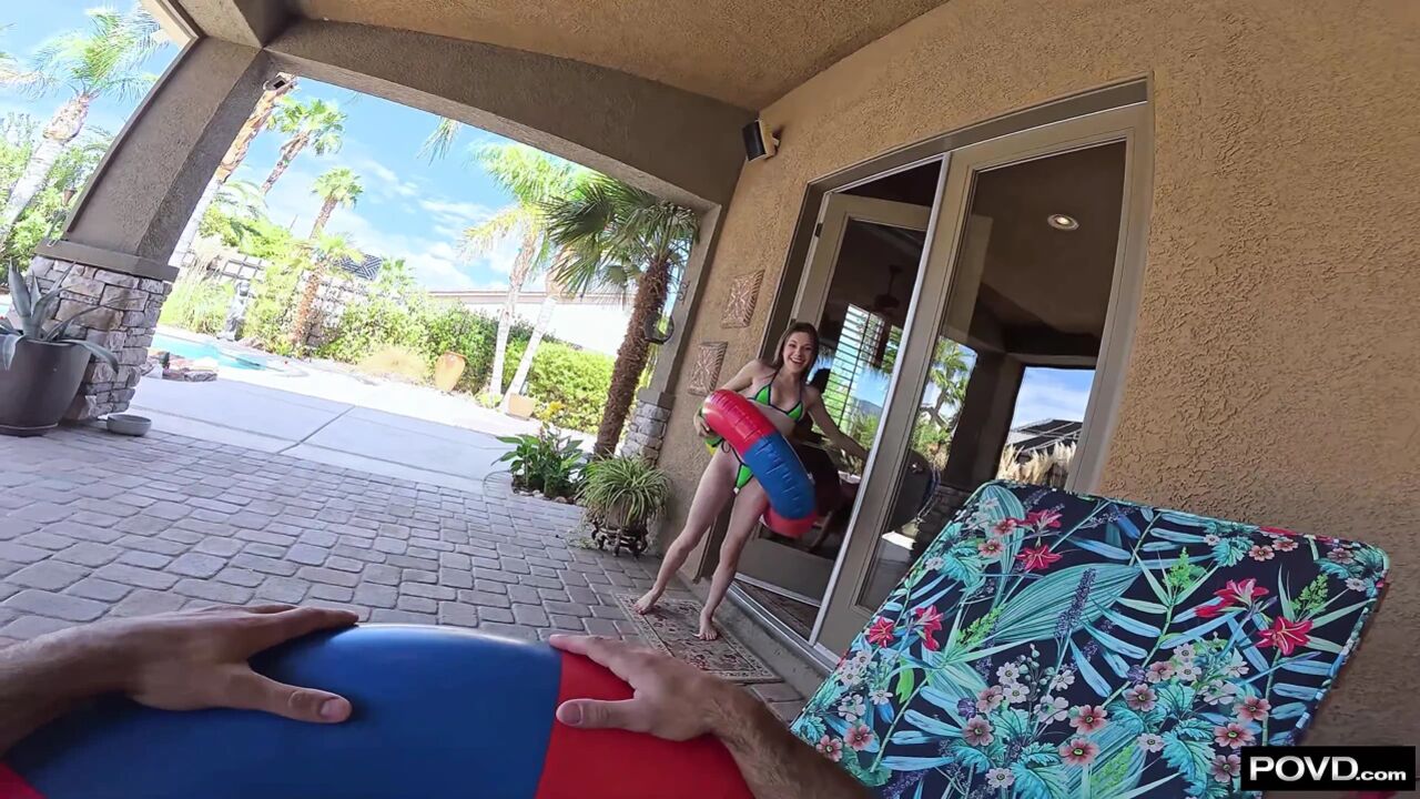 Rose Caarter Gets Some Cock And Cum Under The Sun