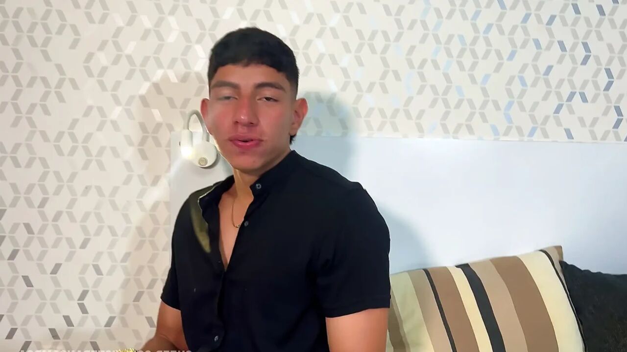 POV I Invited My Arab Stepsister to Have a Secret Date