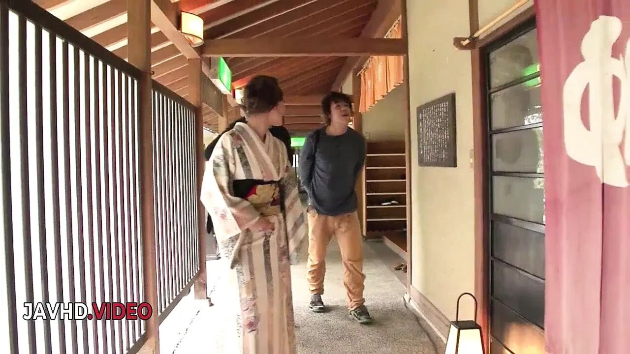 Outdoor Threesome Bliss: Aoi Mizuno's Erotic Blowjob Adventure