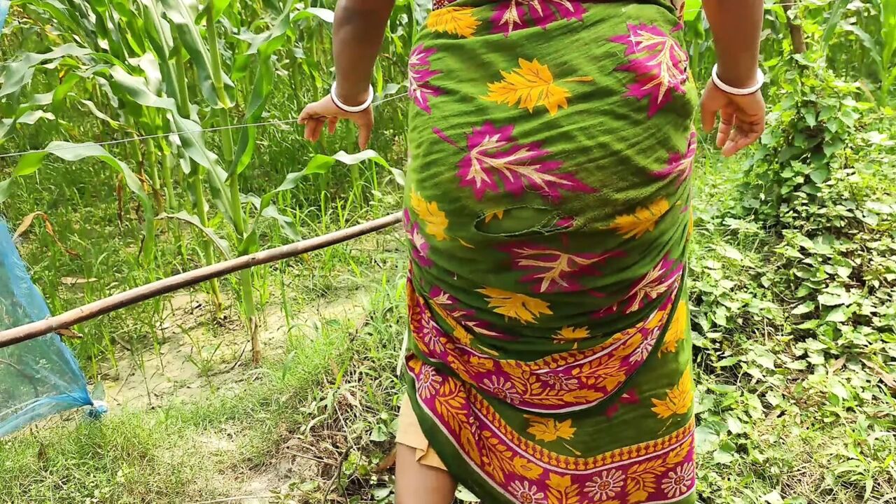 Outdoor my Hot Young Bhabhi and me