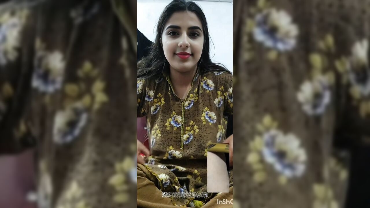Cute teen girl Fingring for her bf on vodeo call live sex chat