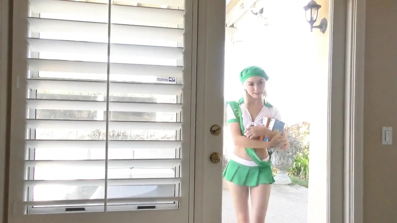 Flirtatious Girl Scout Gives Lucky Neighbor Her Tasty Treats