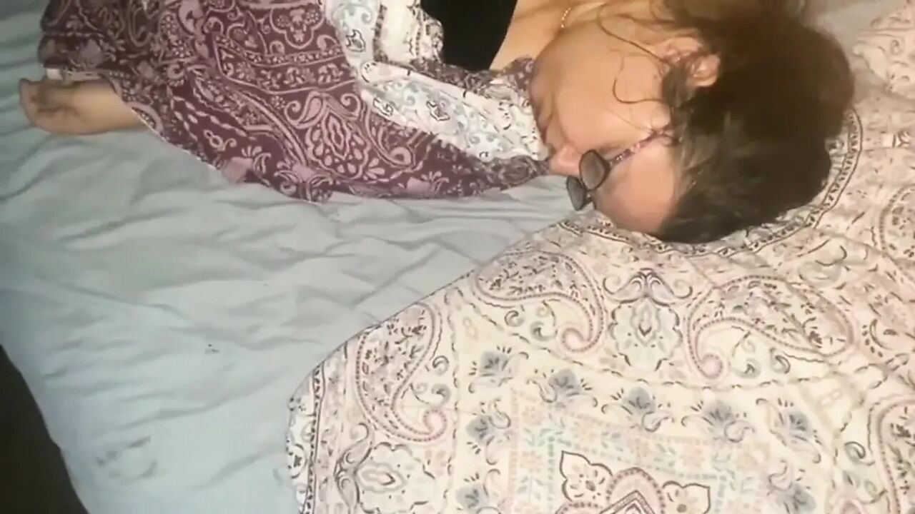 WildEnglishBBW BBC Nata4sex wakes me up deeptroath squirting on my pussy & booty