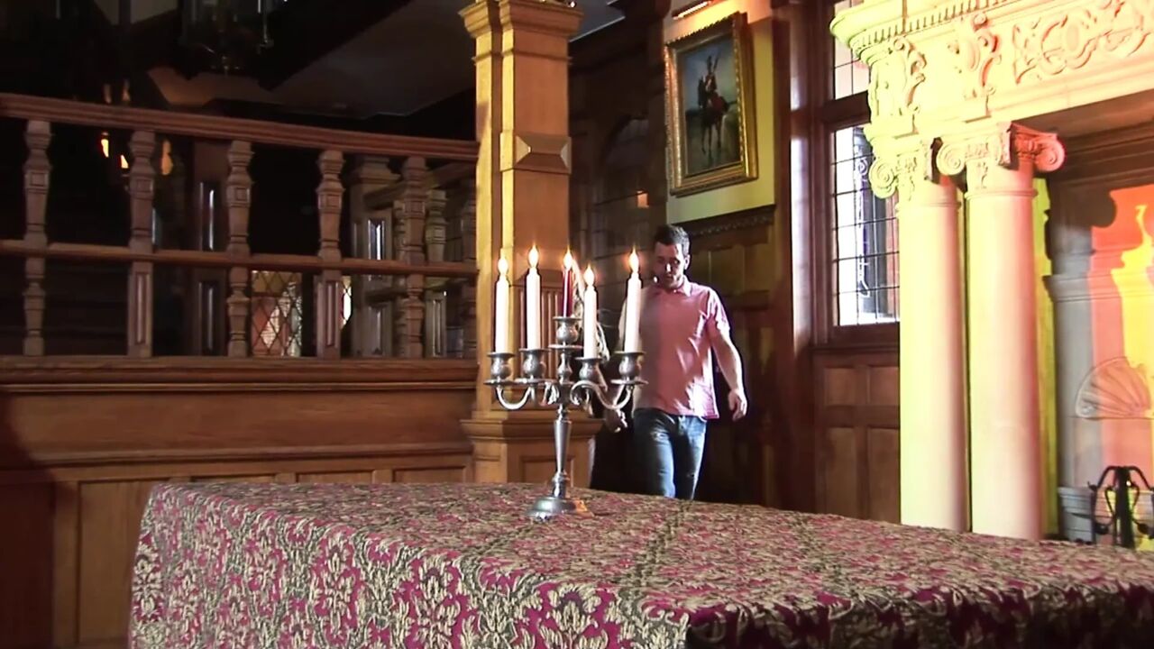 Blonde MILF hoe lifts her legs up for big dick