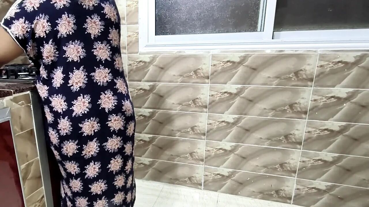 Arabic Sex Anal in the Kitchen