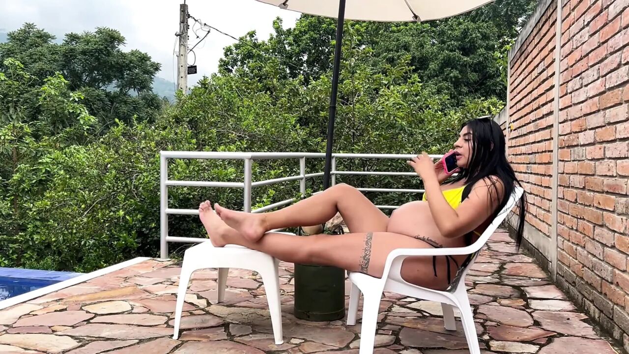 I Seduce a Pool Boy and We End up Fucking While My Husband Is Not at Home