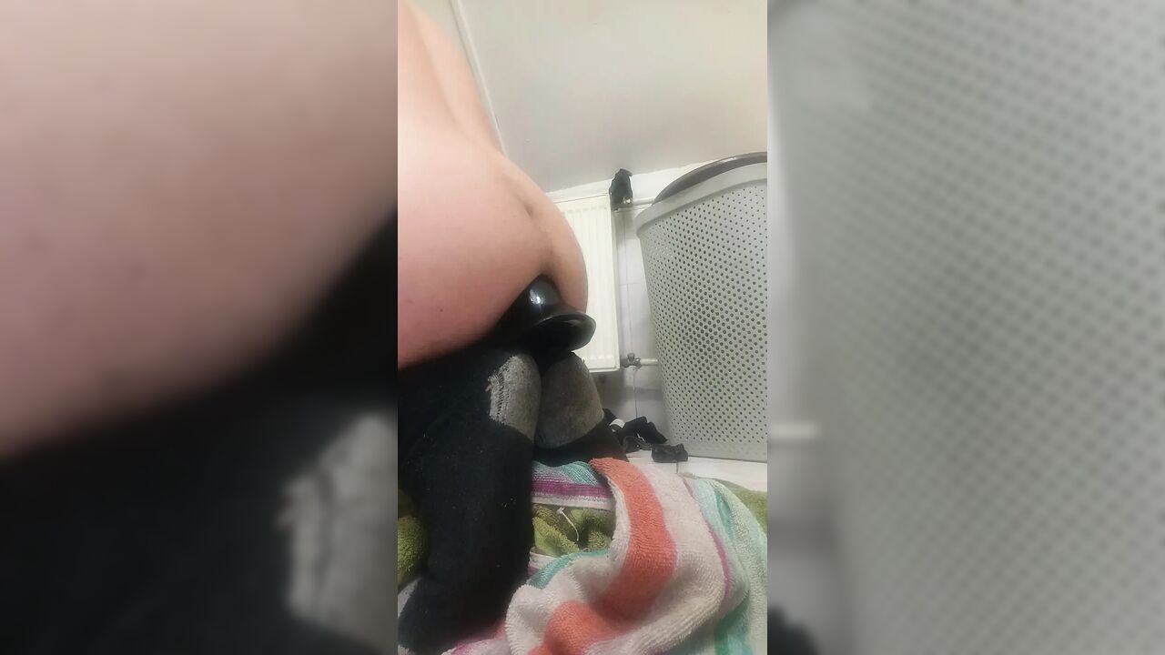 Big dildo in the ass