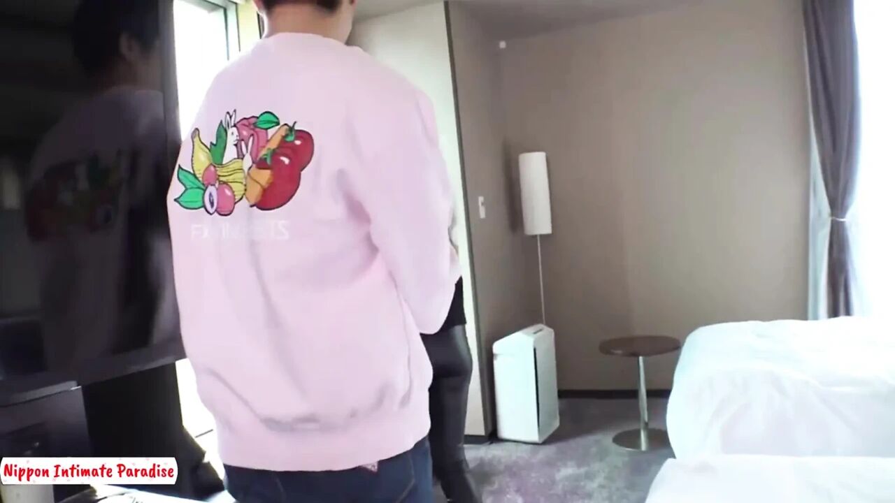 Asian Angel 27584