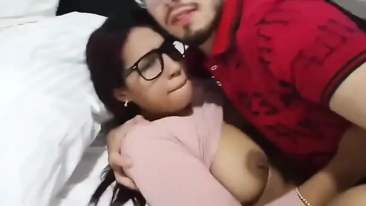 Brunette with Big Natural Tits Fucks Deliciously and Without a Condom I Found Her on a Dating App