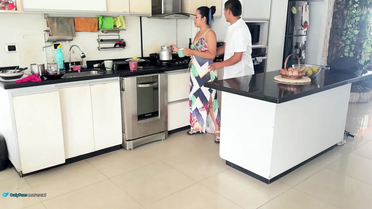 CUCKOLD GIRLFRIEND FUCKS HER ADULT FRIEND IN FRONT OF HER GUESTS