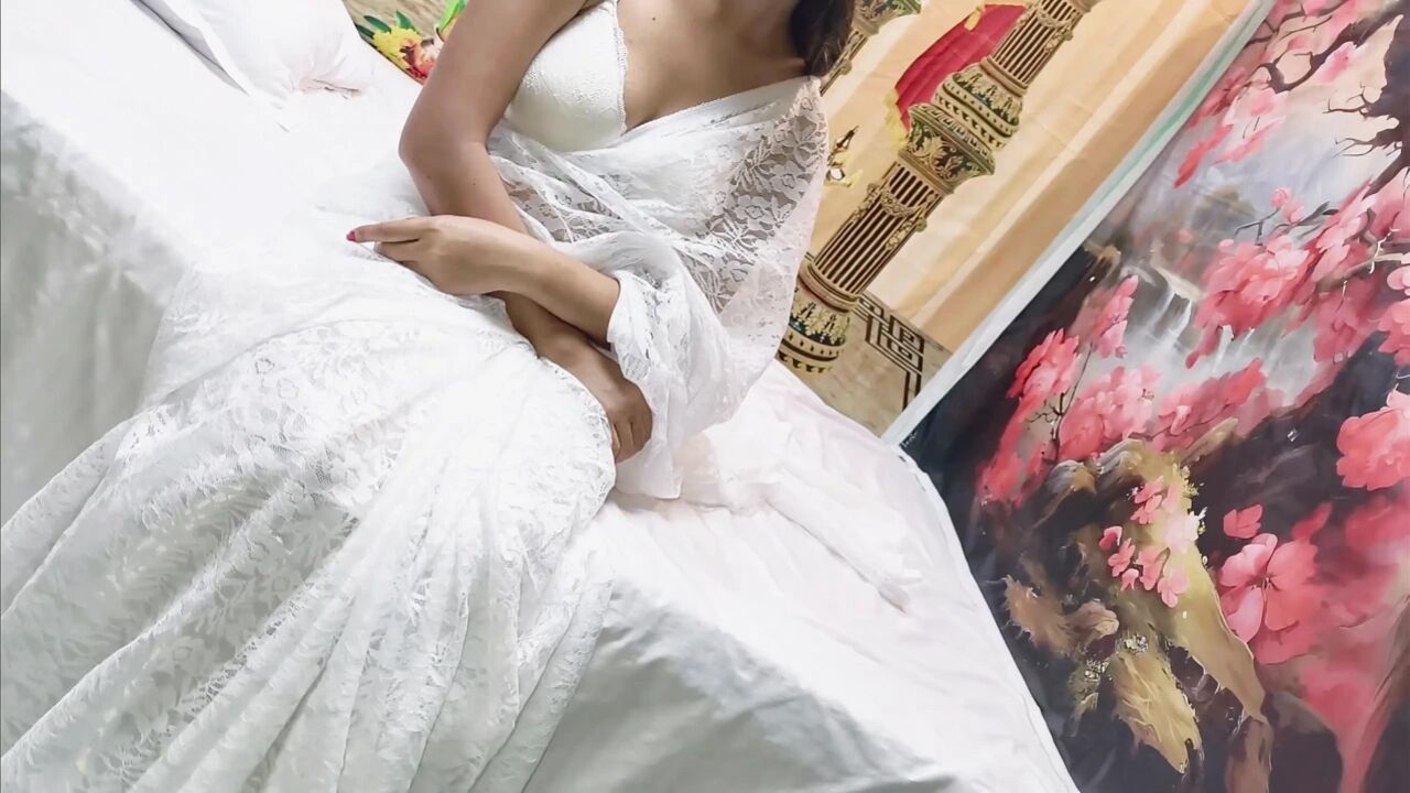 Horny Widow Bhaju Pussy Destroyed by Neighbor Dick Hardcore Fuck Nepal Katty Get's Creampie