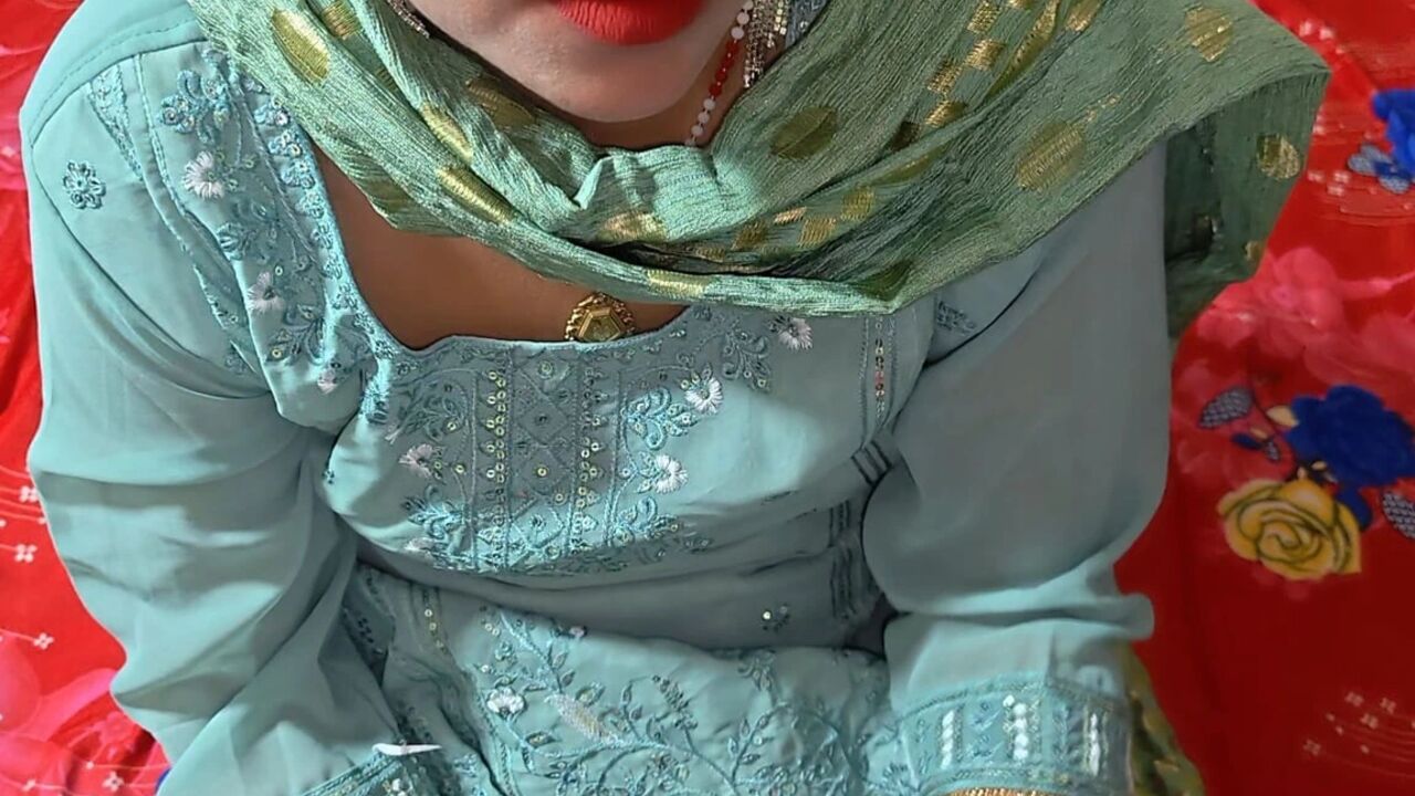 Indian Beutiful Girl Sex with Her Boyfriend Clear Hindi Audio