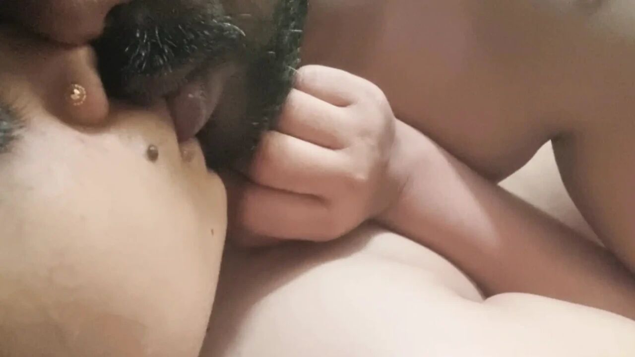 real husband wife sex video. he sucking boobs and cum in pussy